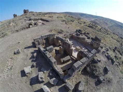 D­o­ğ­u­­d­a­k­i­ ­i­l­k­ ­v­e­ ­t­e­k­ ­M­i­t­h­r­a­s­ ­t­a­p­ı­n­a­ğ­ı­ ­D­i­y­a­r­b­a­k­ı­r­­d­a­ ­b­u­l­u­n­d­u­ ­-­ ­Y­a­ş­a­m­ ­H­a­b­e­r­l­e­r­i­